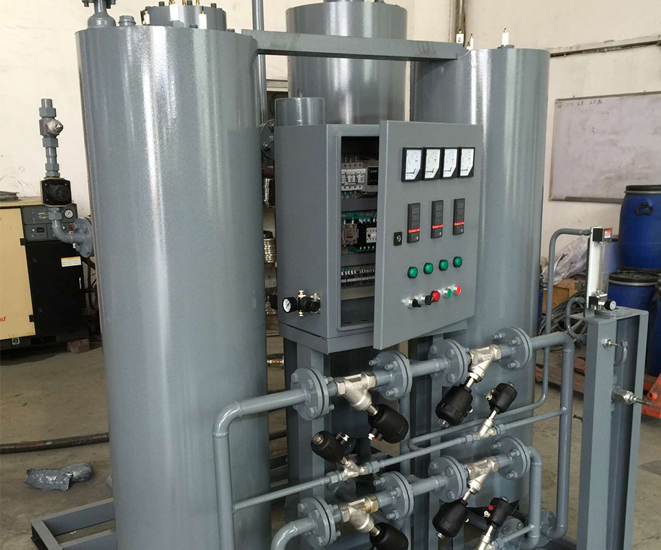 小型加碳型氮?dú)饧兓O(shè)備